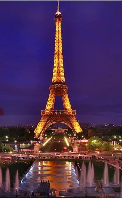 Tour Eiffel Terrasse Vue Seine Lägenhet Paris Exteriör bild